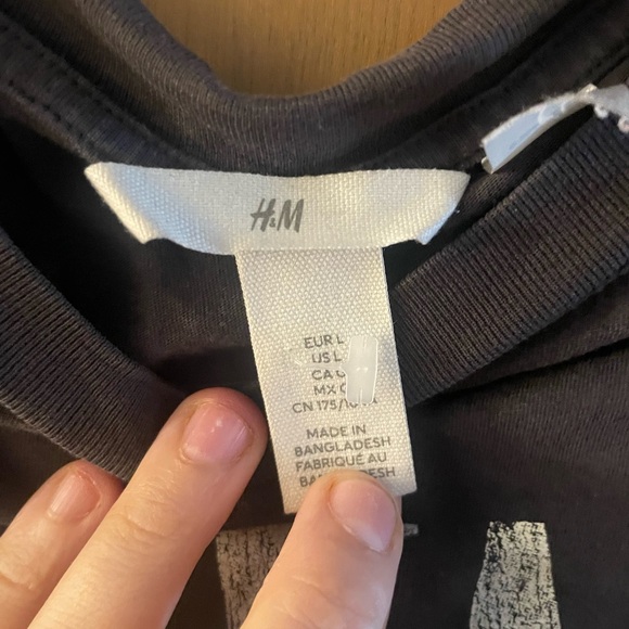 Ladies cropped  nirvana top - Picture 2 of 3